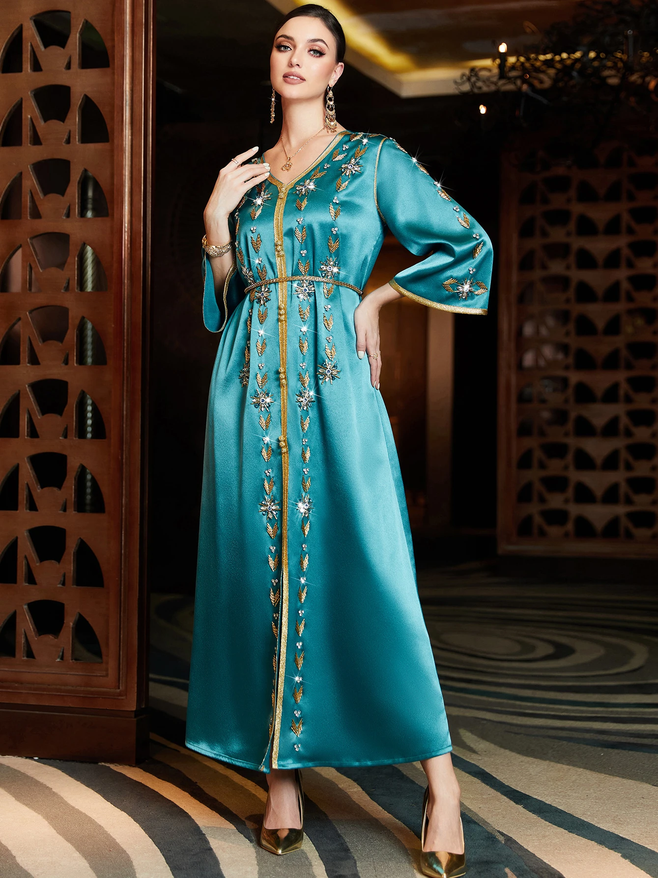 Gold Diamond Lightweight Silky Satin Robe