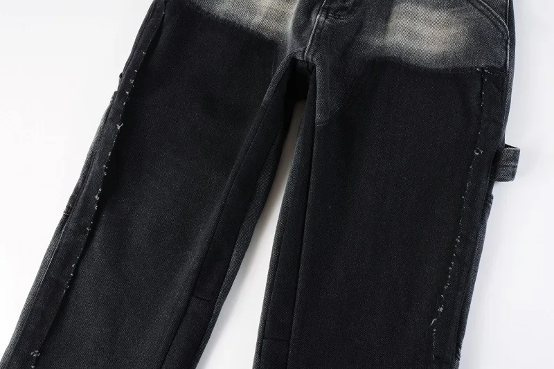 Four Seasons Jeans - Lifestyle Image 5