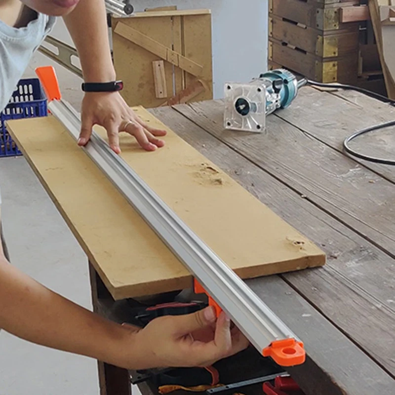 Guide De Base Réglable Pour Scie Circulaire - Rail De Guidage Pour Coupes Droites Précises - Compatible Avec La Plupart Des Scies - Matériau PC Résistant