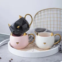 

Cat Ceramic Cup Three Dimensional Shape Water Bottle with Handle for Holiday Gifts Cute Animal Cartoon Couple Milk Coffee Cup