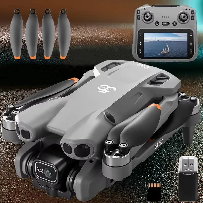 Drone Selfie Poche 8K HD tenu dans la main, montrant sa taille compacte idéale pour les voyages.