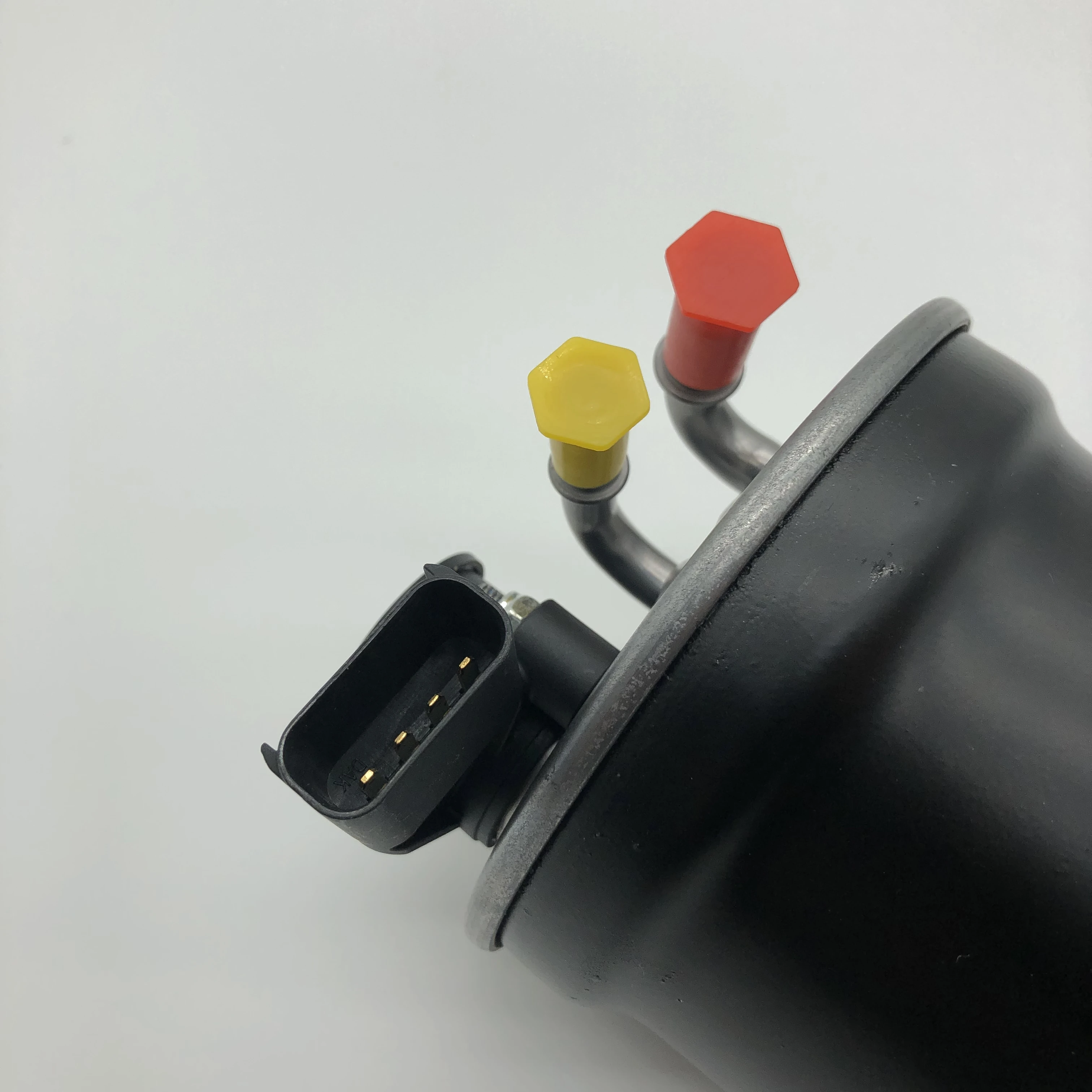 KV61-9155-AG JB3C-9155-AC KV6Z9155D Fuel Filter for Ford Ranger 2.0L Everest 2.0L