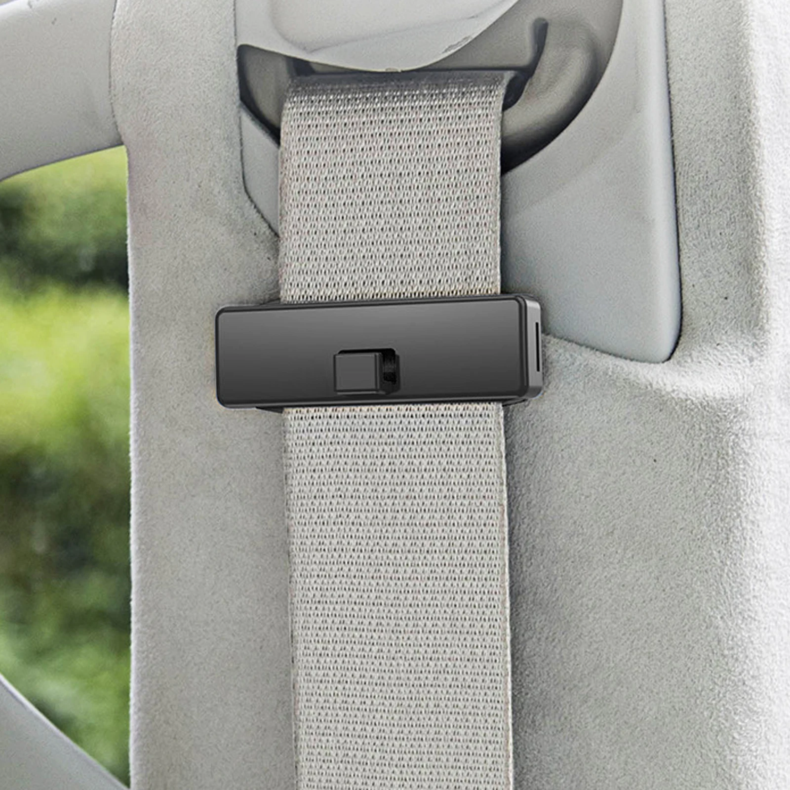2 Pcs Adjustable Car Safety Seat Belts Holder Stopper Buckle Clamp Portable Vehicle Safety Belt CLIP Car