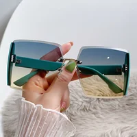 New Borderless Square Sunglasses Women's Brand Designer Fashion Sun Glasses Women Outdoor Driving Eyewear UV400 Oculos De Sol 4