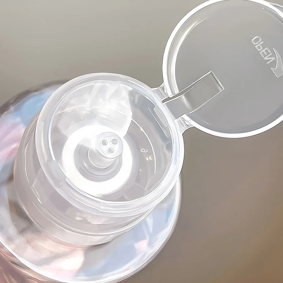 مزيل طلاء الاظافر