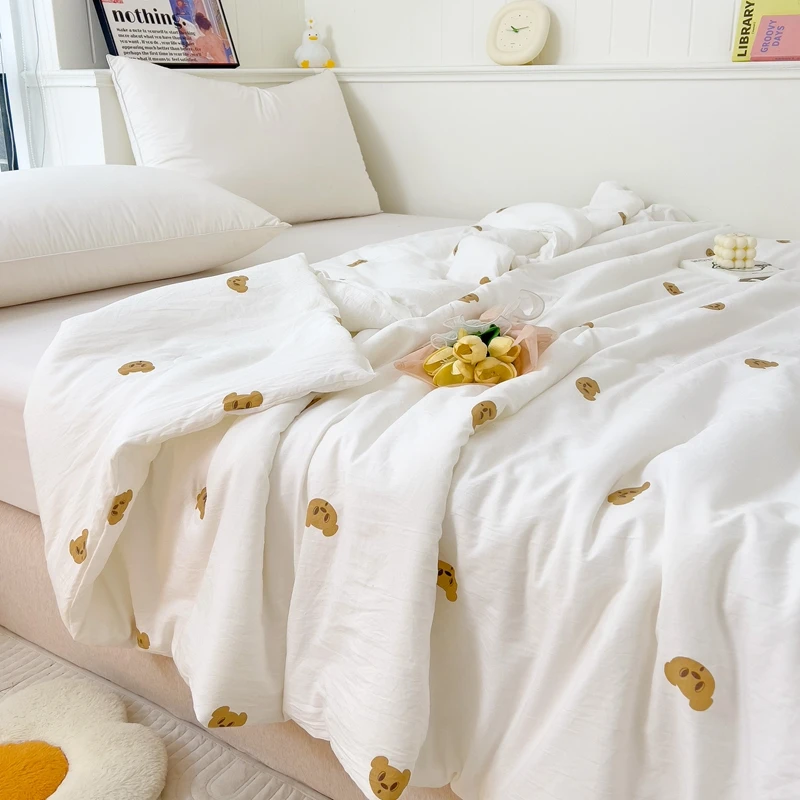 Double Layer Yarn Summer Blanket Skin-friendly Breathable Lightweight Quilt for Children Adult Comforter Summer Duvet