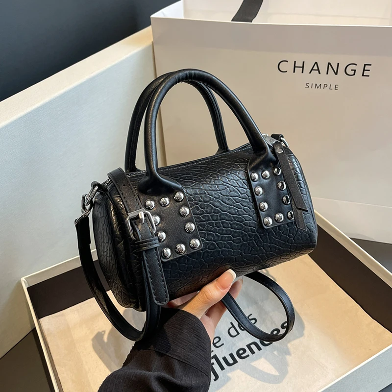 

Женская сумка Boston, Высококачественная мягкая кожаная сумка через плечо для женщин, винтажная сумка, черная сумка, роскошная сумка через плечо с заклепками