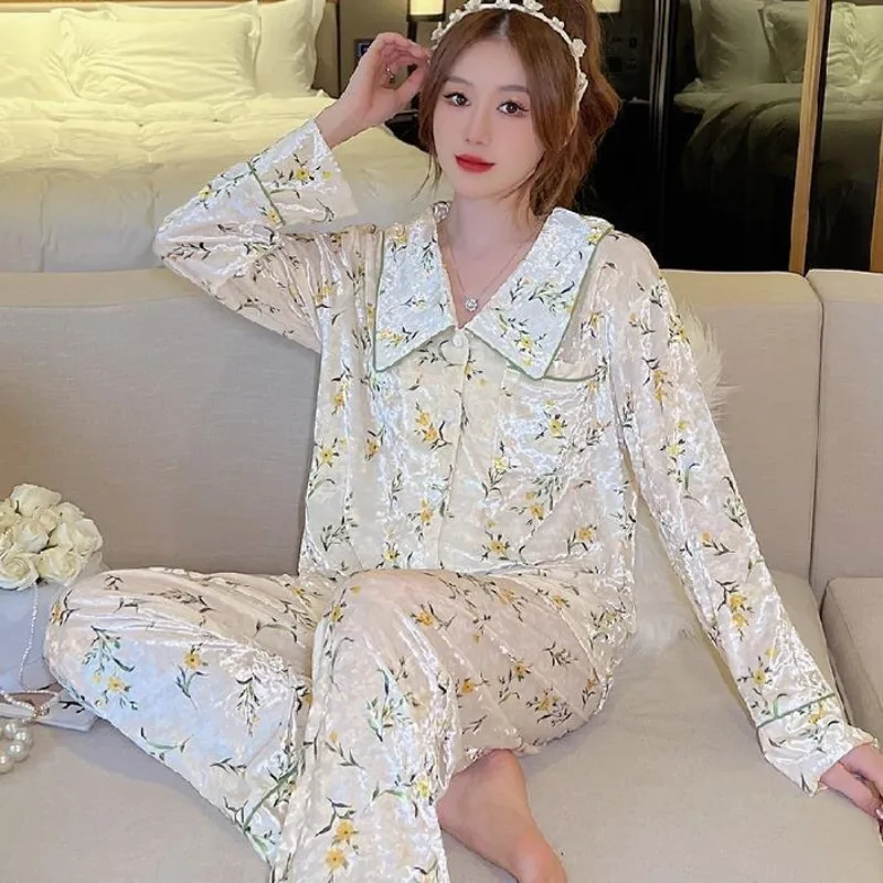Gold Velvet Pajamas Autumn Winter Women Sweet High-End Floral Homewear Suit Female Casual Long Sleeve Pants Nightclothes Suit