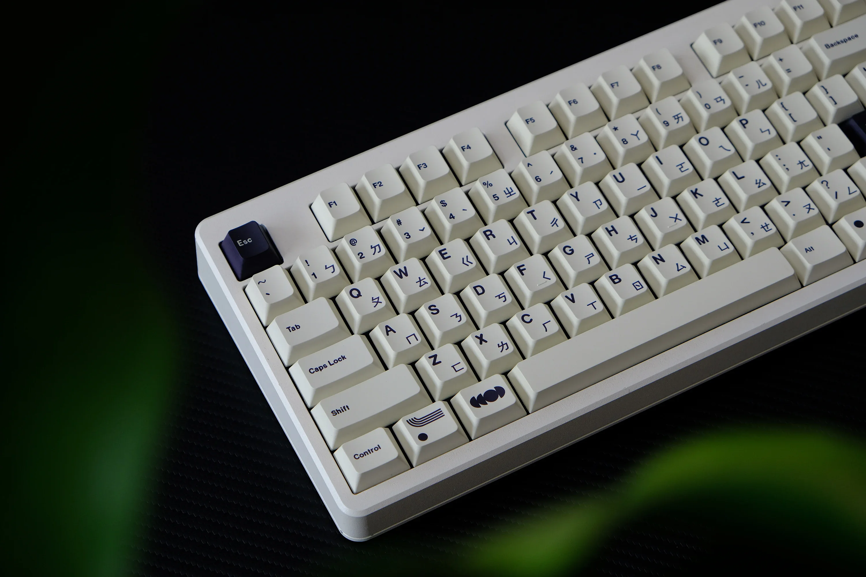 Sccc956b5d5904309a892c47e65f86bcar - GMK Keycap UK Store