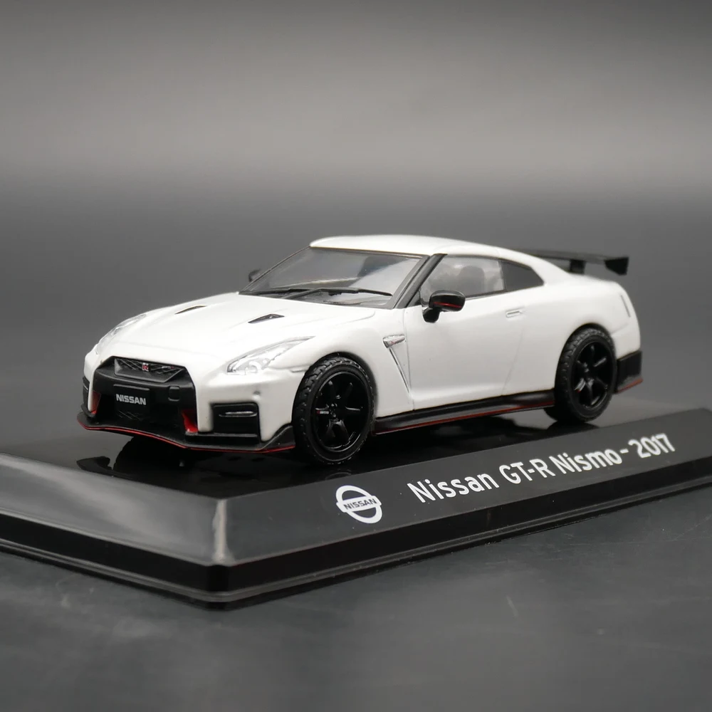 Diecast Ixo 1:43 Scale Nissan GT-R 2017 Nissan Super Coupe Alloy