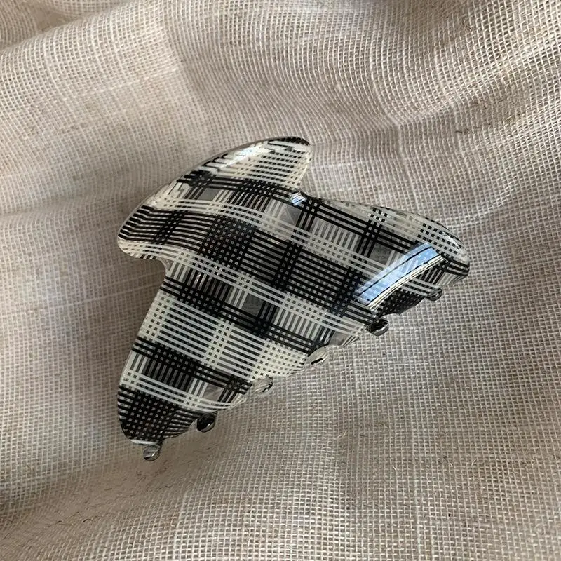 Elegant Plaid Acrylic Hair Claw Clip - Classic Retro Hair Accessory