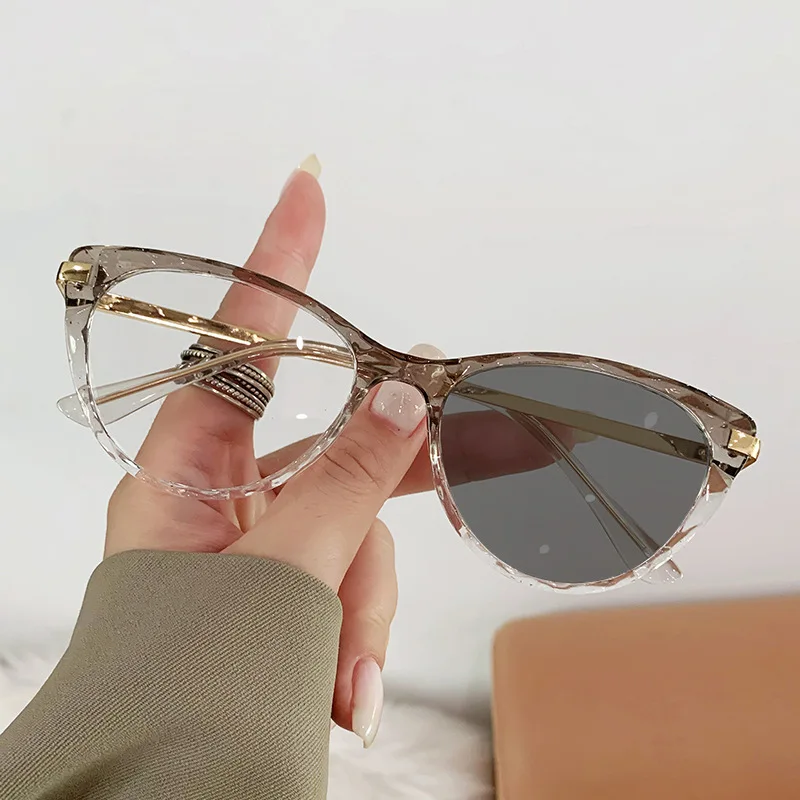 Anti Blue Light Glasses Women Glasses Fashion Vintage Cat Eye Anti Blue Light Glasses Women Triangle Metal Frame Anti Radiation Eye Protection