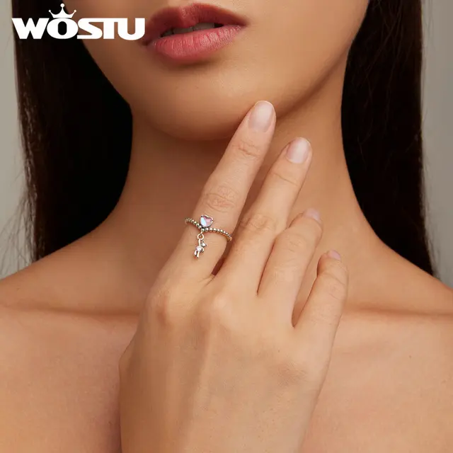 WOSTU 925 스털링 실버 반지는 상큼하고 사랑스러운 분위기를 연출해주는 고품질 아이템입니다.