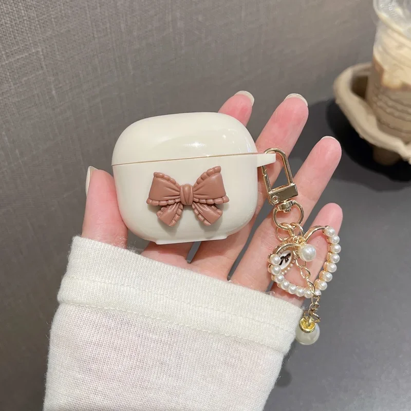 Luxury Retro 3D Love Heart Bear Earphone Case with Bracelet Keychain