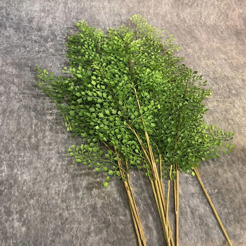 Realistische Künstliche Farnpflanzenzweige Naturgetreue Handgefertigte Künstliche Grünpflanzen Elegante Kunstpflanzen – Detail 4