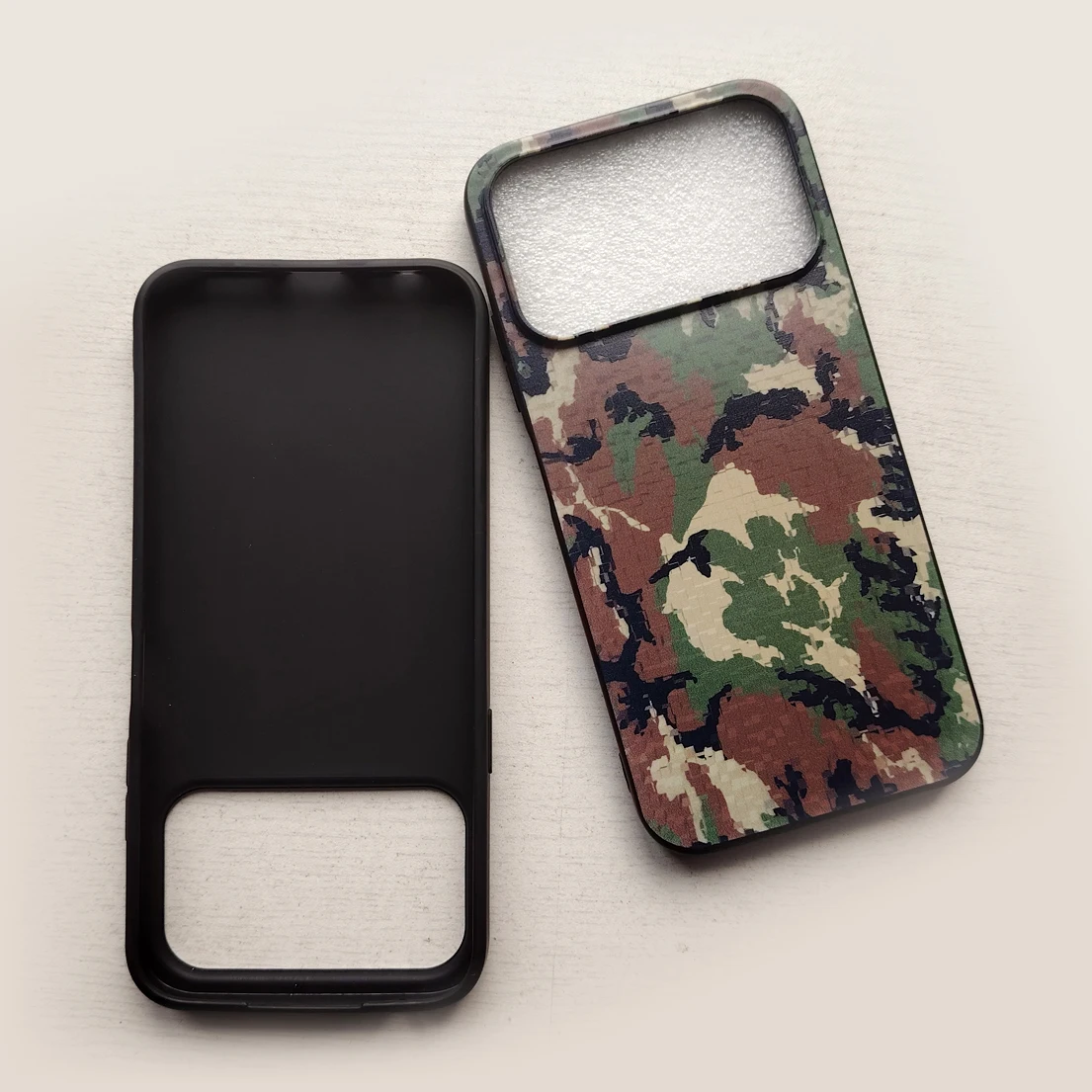Color Block Outdoor Sports Phone Case - Essential