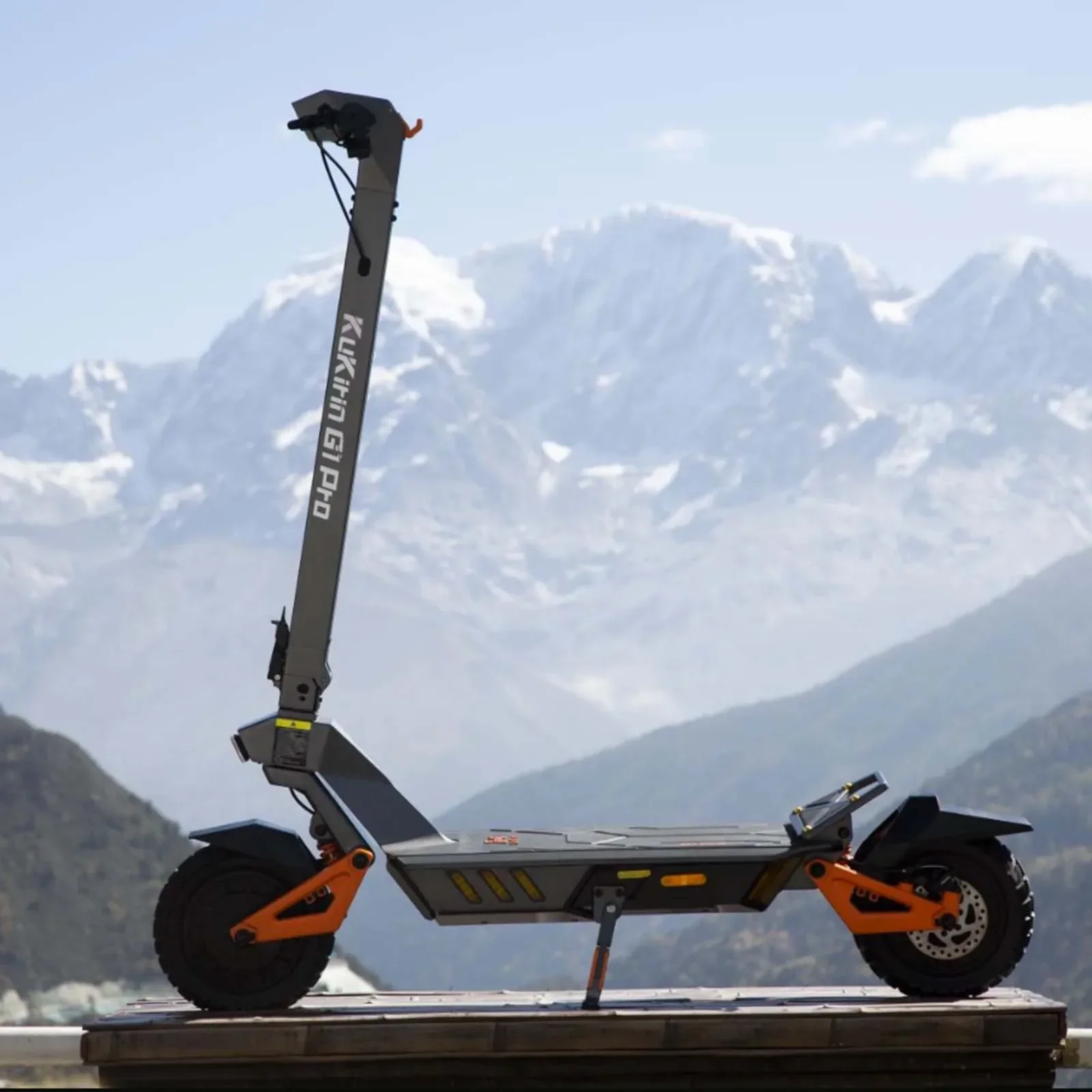 Adult Electric Scooter 48v 20ah max speed 55km/h 10 inch off-road tyres foldable escooter kukirin G1 pro peak 2200w dual motor