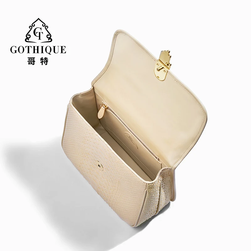 Рисунок 3 - Сумка gete из змеиной кожи