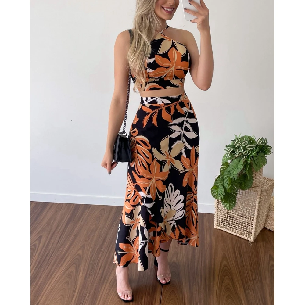 Рисунок 2 - Женский комплект из топа на бретельках