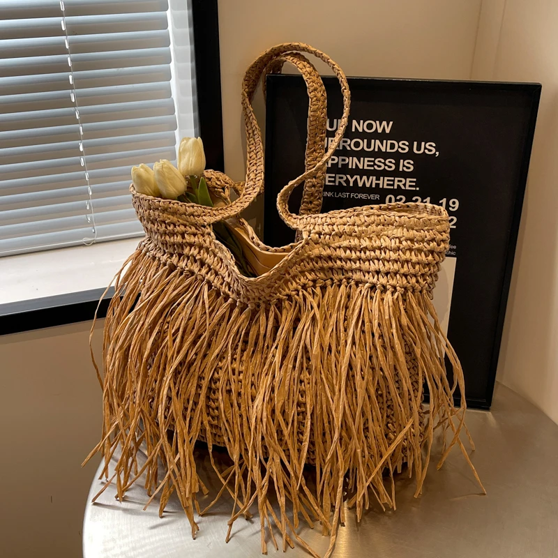 Hochwertige Damen-Strohtaschen Handgefertigte Rattan-Strandtasche Sommer-Reisehandtaschen Stroh-Schultertaschen für Frauen