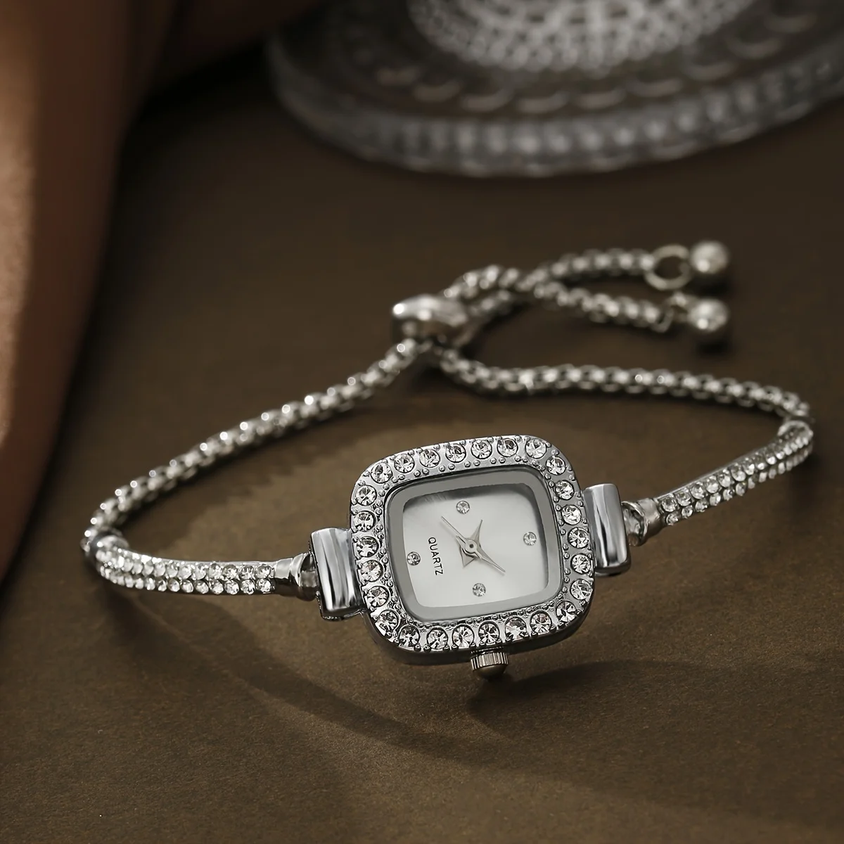 Fashion Women's Decorative Time Bracelet Watch women watches