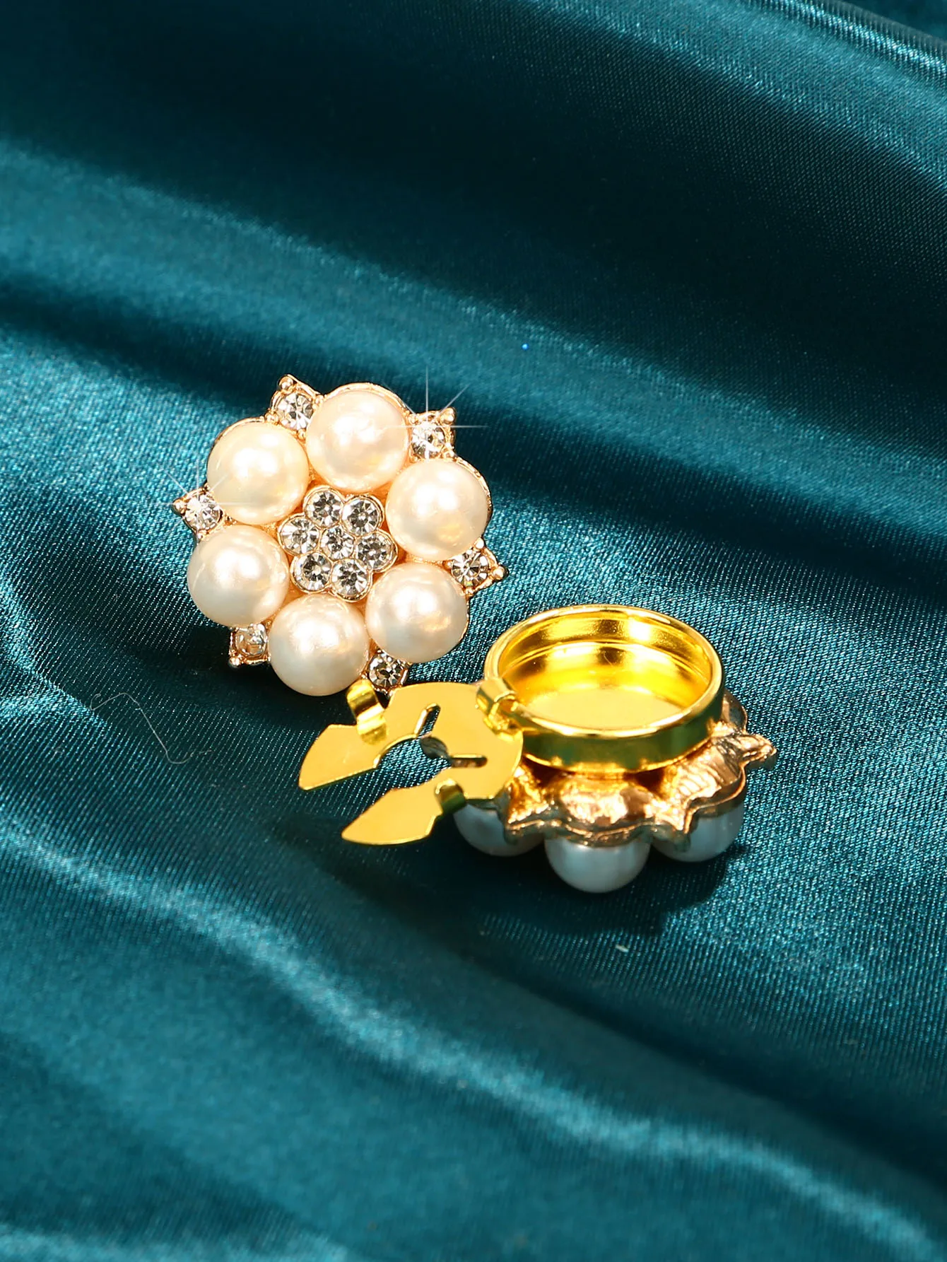 2pcs Faux Pearl Rhinestone Shirt Buttons Button Cover Cufflinks Button Pins for Ladies Clothing Accessories, Holiday Gift 3