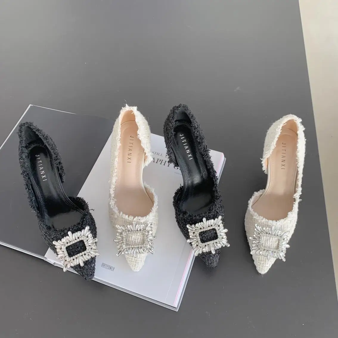 Niche temperament wedding shoes design sense single shoe 2023 spring rhine-diamond square buckle stiletto heels female pointy to