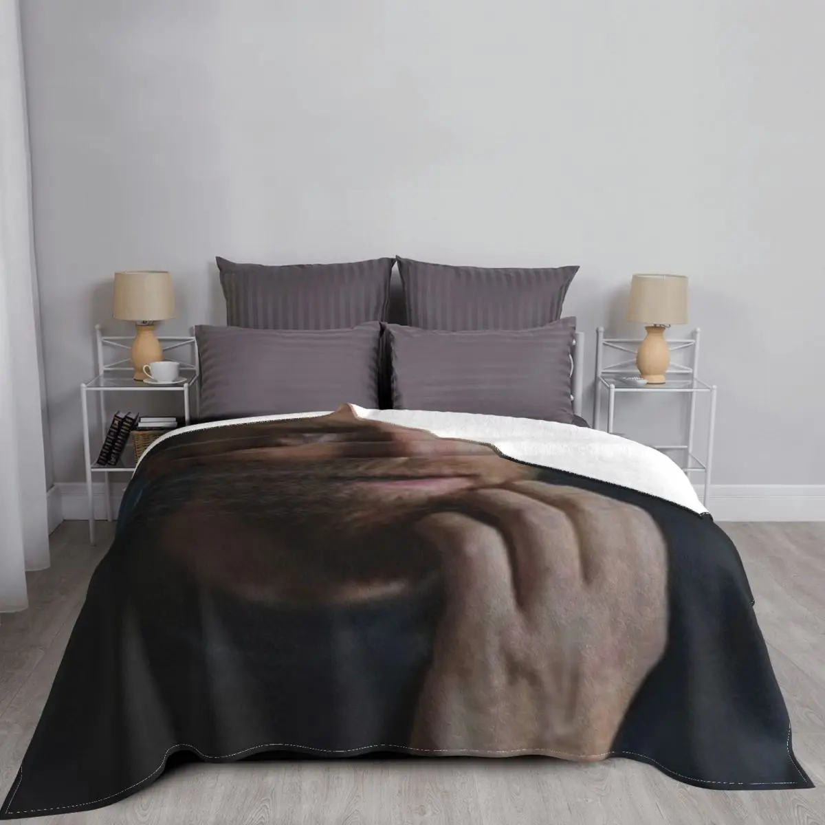 Ewan McGregor ������ ���, �ε巴�� ū ��ũ�� �� ���, ���� ħ��