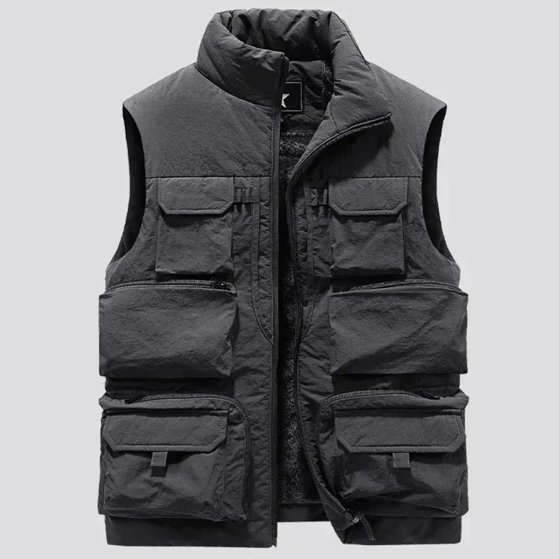 Men Cargo Vest Winter Autumn Thick Fleece Warm Sleeveless Sport Jacket Solid Color Tactical Coat Men Pockets Work Waistcoat