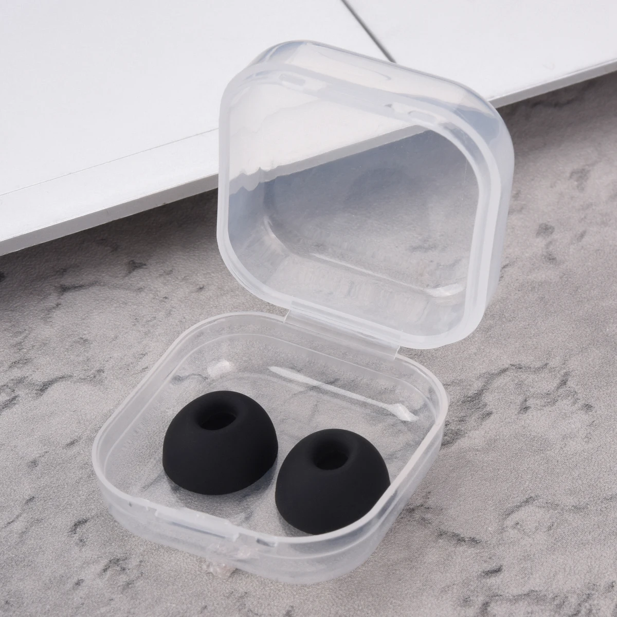 6Pcs Silicone Ear Tips for Lenovo GM2 Pro TWS Earbuds Eartips for LENOVO LP5 Ture Wireless Tips Oval Mouth Earplugs