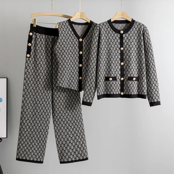 Elegant Women’s 3-Piece Knit Set – Sweater Coat, Vest & Trousers 5