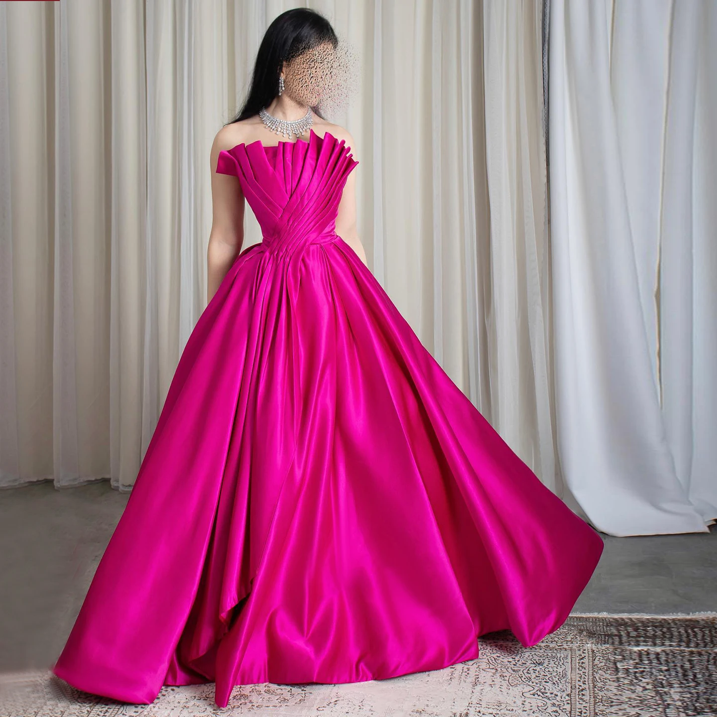 

Luxury Dubai Fuchsia Sleeveless A-Line Satin Scalloped Long Evening Dresses For Women Birthday Wedding Party Formal Prom Gown