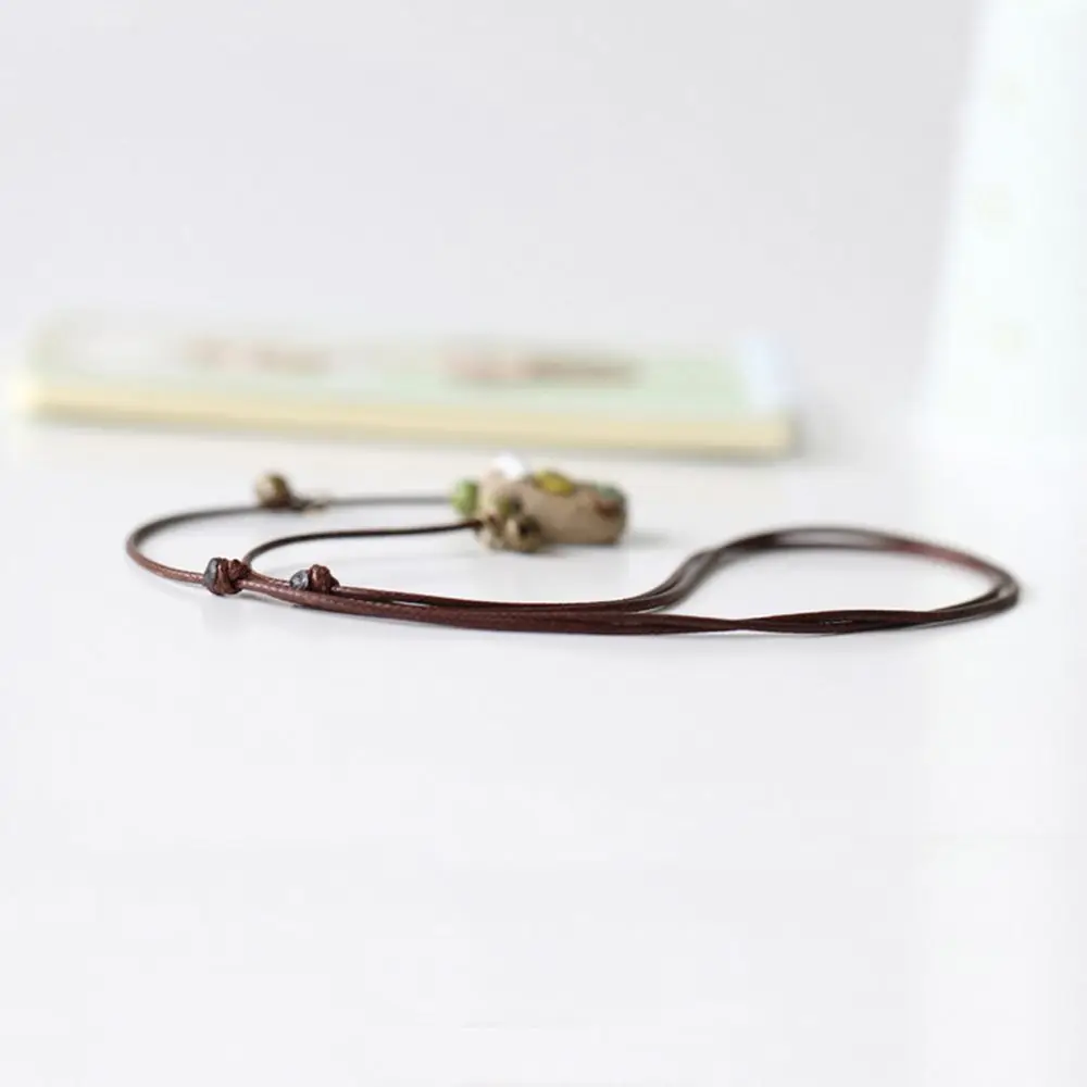 Collana con ciondolo in pietra da donna design ad ape_voghion.com