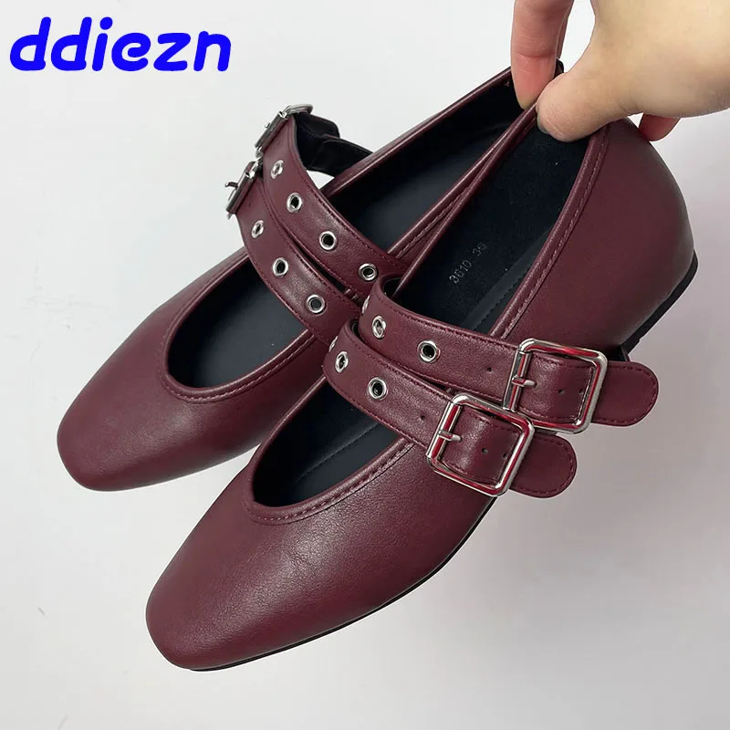 Big Size Fashion Buckle Strap Ladies Flats Mary Janes Shoes Luxury Female Round Toe Footwear Shallow Women Flats With Shoes 2