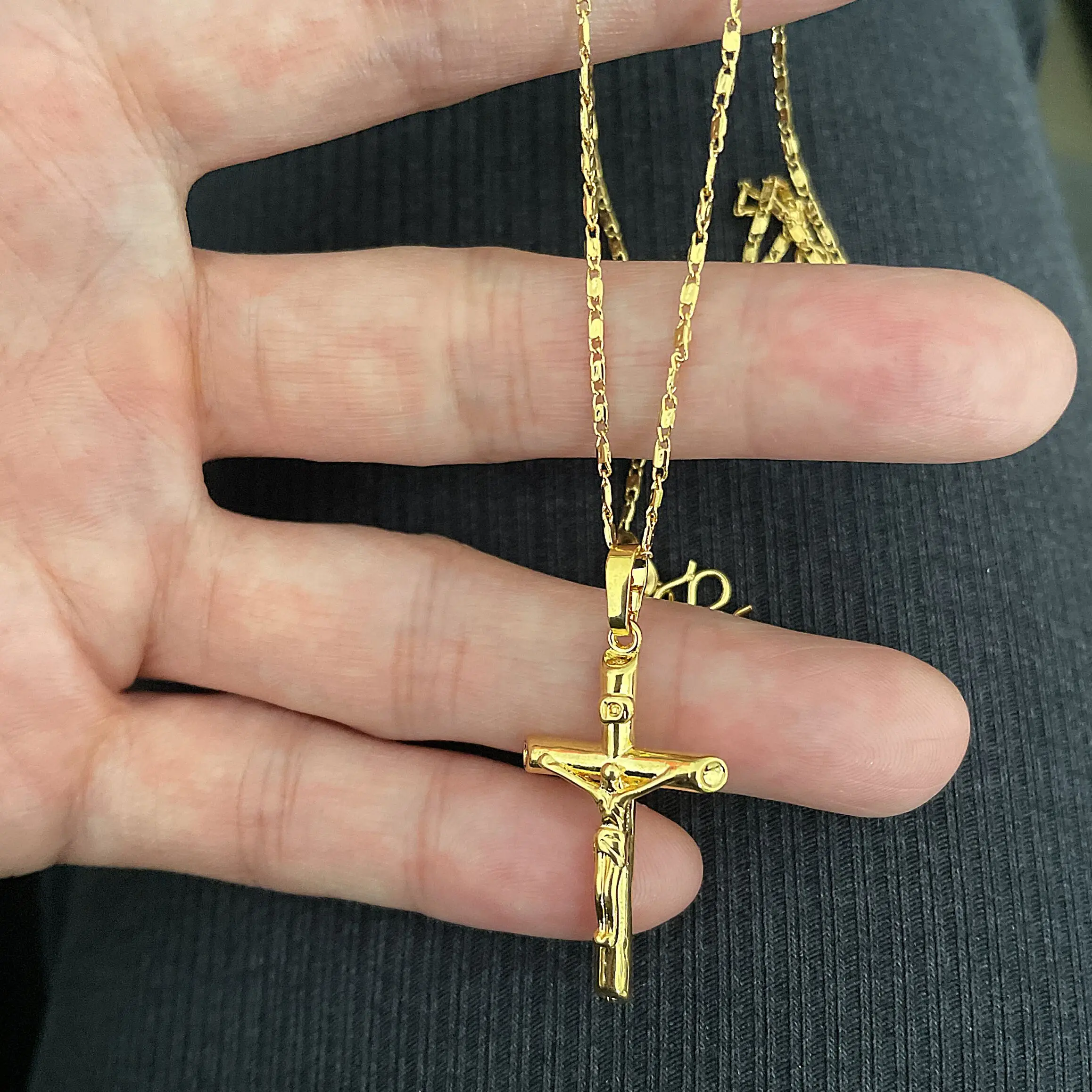 Luxurious 24k Gold-Plated Cross Necklace for Couples - Elegant Jewelry Gift