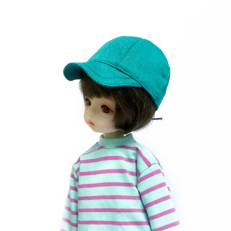 水色の帽子付きぬいぐるみ 約30cm ファッショナブルなキャップ付きの野球帽人形,バイザー付きの
