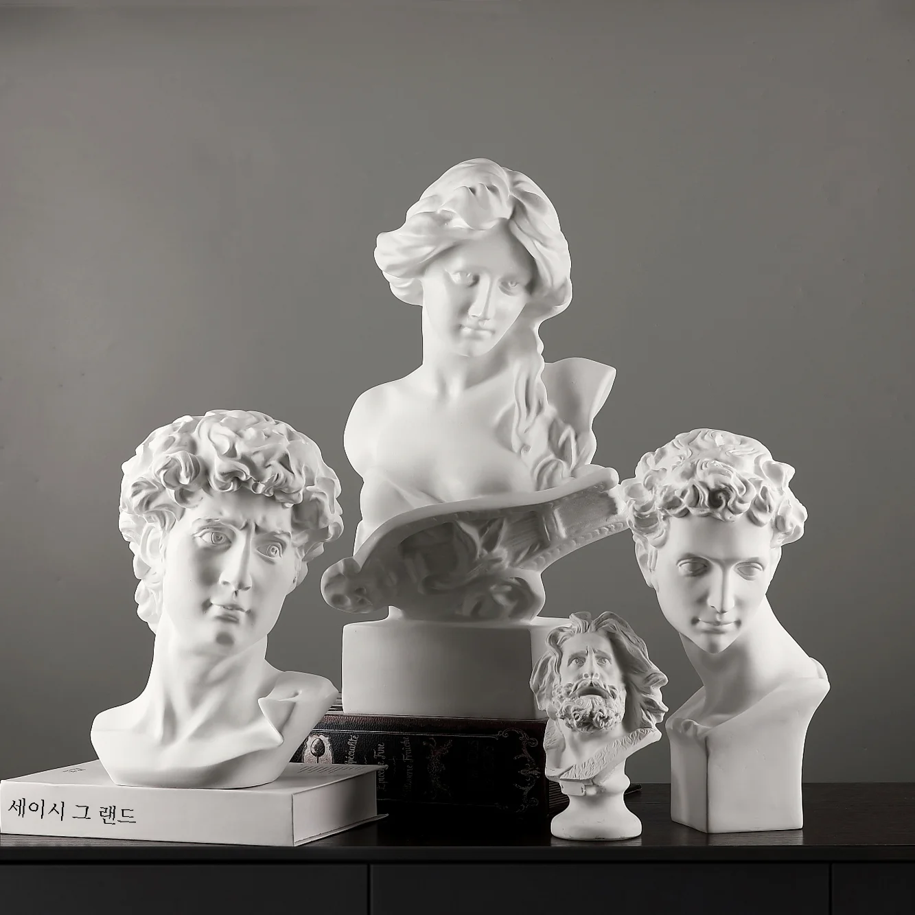 북유럽 데이비드 스케치 조각 장식 수지 석고 동상 부드러운 가구 거실 Tv 캐비닛 홈 장식 삽화