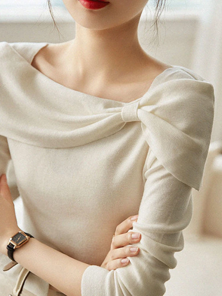 

ZCSMLL French Elegant Bowknot Small Diagonal Neck Long Sleeve Knitwear Women's 2021 Autumn New Temperament Top Fashion