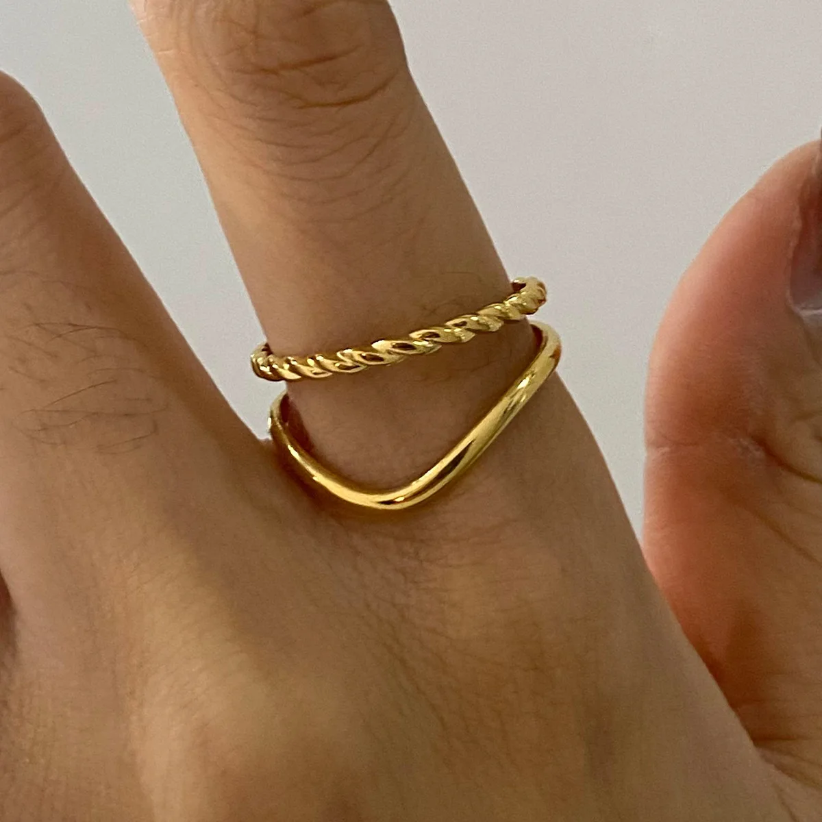 New 3pcs/set 18K Gold Plated Twisted Circle Stacked Shining Zircon Ring Classics Bride Wed Jewelry Accessories Rust Proof Rings