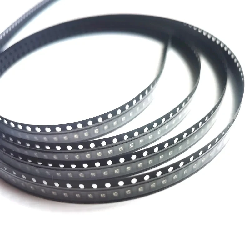 

5V WS2812 LED chip 2020 RGB SMD black version WS2812B can independently address digital DIY mini transparent screen