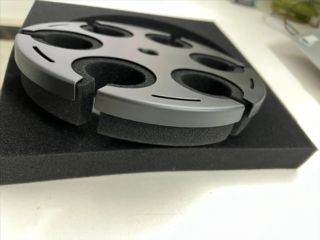 Mehrere Mikrofonhalterung für 6 Mikrofone mit Schraube. Integrierte Silikonhülle. 6-Loch-Halterung für kabellose Mikrofonclip – Detail 5