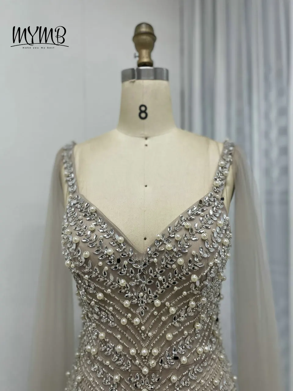 Mymb nackt atember aubende Cape Ärmel Abend Ballkleider für Hochzeits gast Dubai Luxus Perlen Meerjungfrau V-Ausschnitt elegante Party kleider – Detail 9