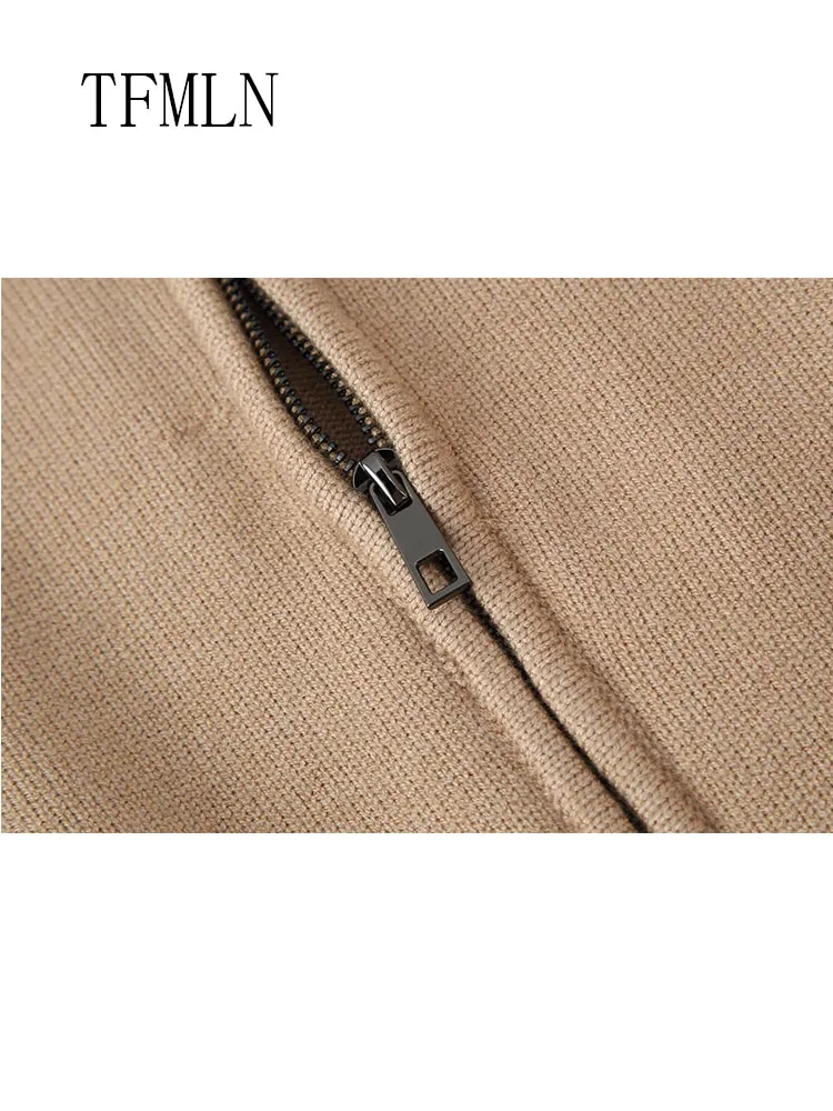 Fashion Women Causal Knitted Sweaters 2025 Autumn Elegant Stand Collar Zipper Solid Cardigan Tops Retro Ladies Knitwear Coats