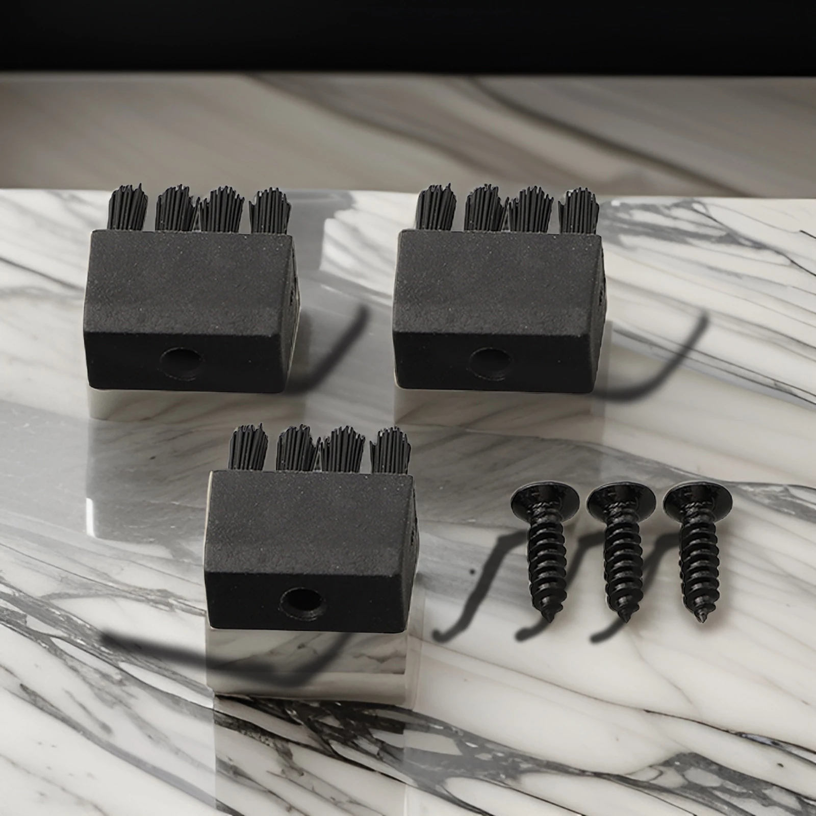 

Durable High Quality New Bow Brush 3pcs Replacement 1.7cm X 1.5cm X 1cm 3* Archery Bow Black For Hostage Arrow