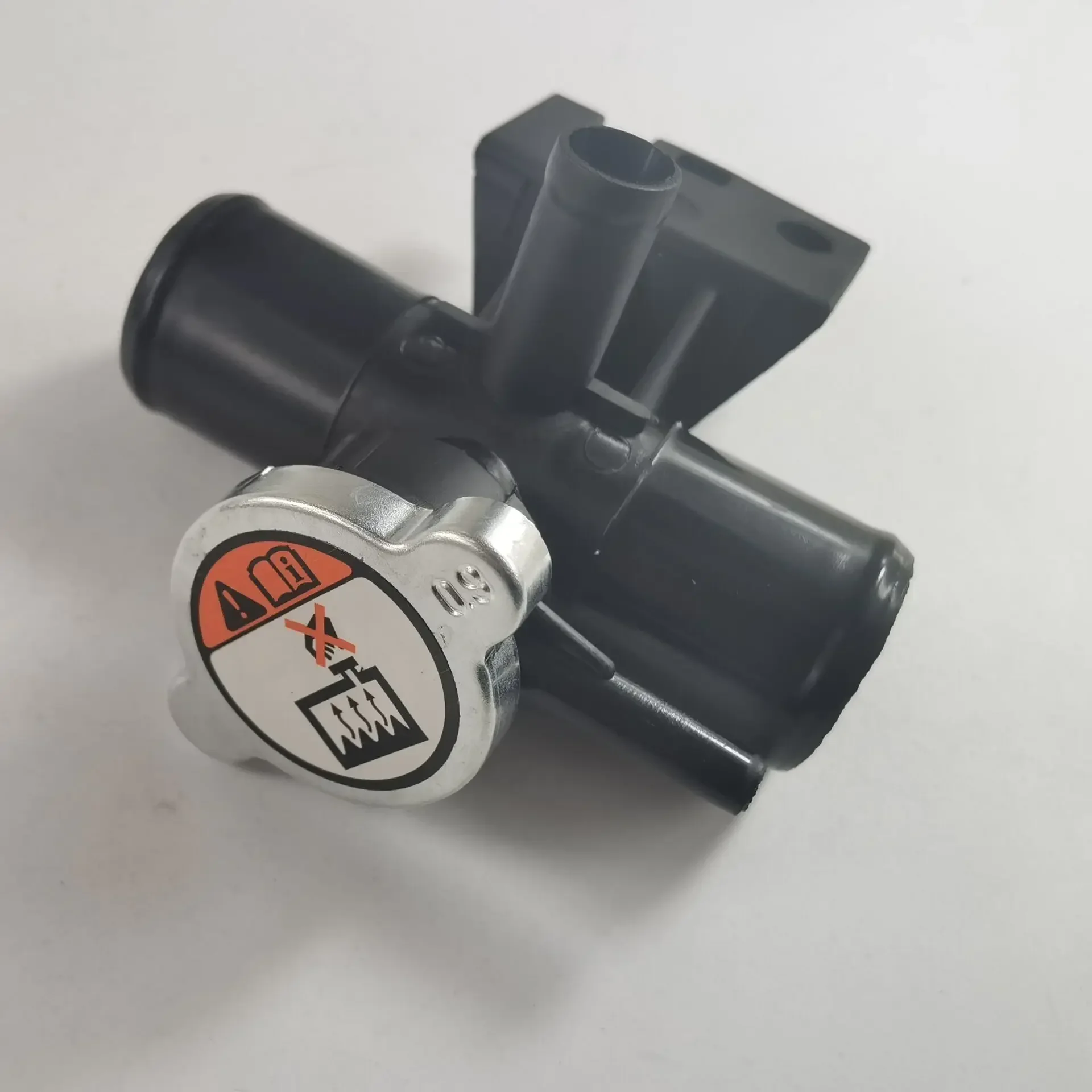 Radiator Coolant Filler Neck with Cap for Lancer Outlander Sport radiator coolant filler neck
