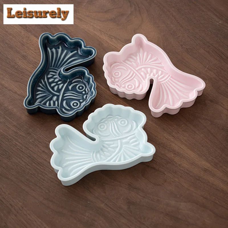 Handmade Relief Fish Jump Ceramic Fruit Dishes Japanese Pastry Plate Dim Sum Plate Sharing Plate Teaset Accessories Decoration
