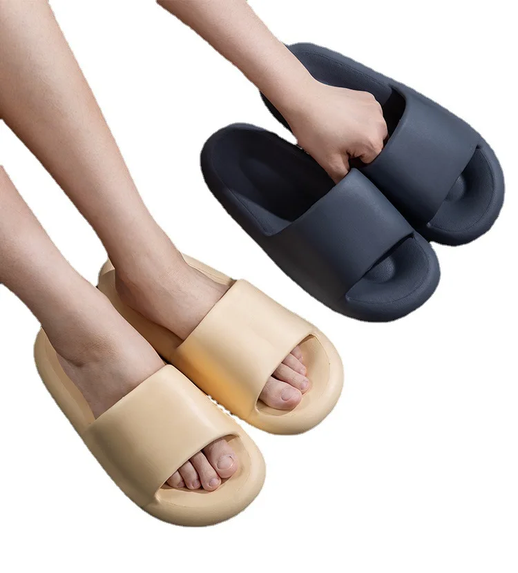 

467Men's indoor slippers
