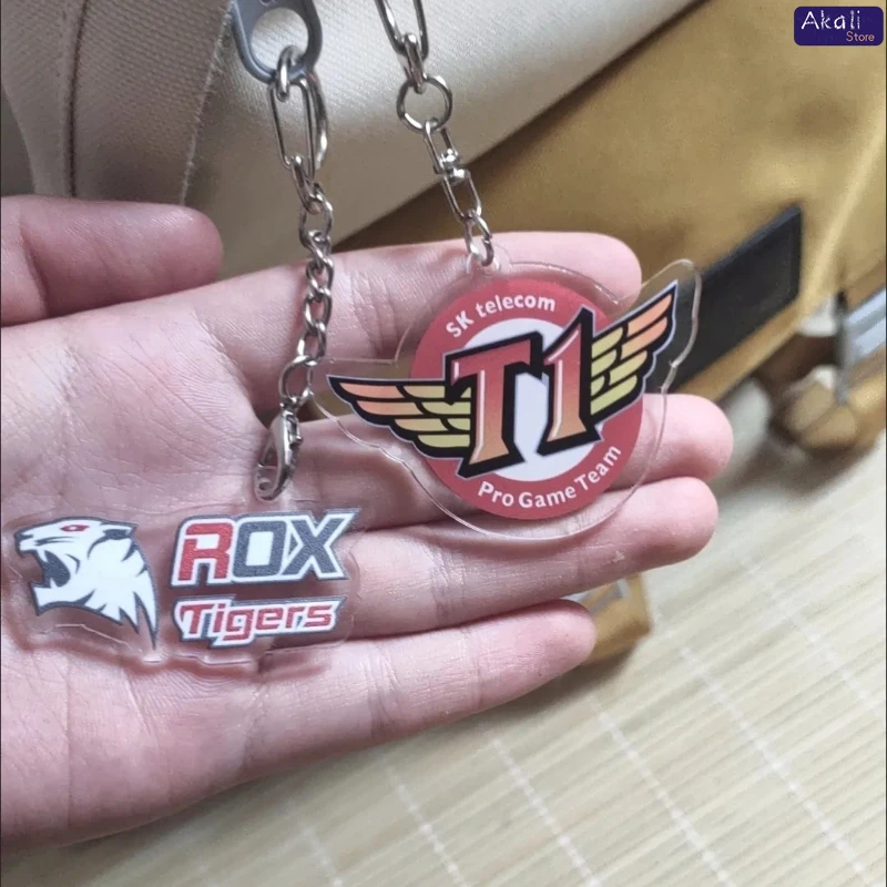 LOL Esports Team Logo Keychain for Fans T1 IG FPX G2 WE EDG Gaming