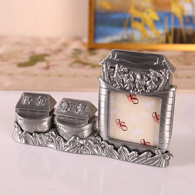 Fetal Hair Box Metal Keepsake Tooth and Curl Box European Style Baby Collection Box for Kids Children Gifts