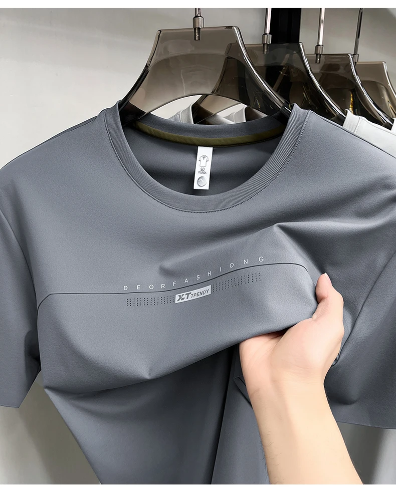 Hochwertiges Marken-T-Shirt aus Eisseide mit kurzen Ärmeln, Sommermode, geprägter Schriftzug, Rundhalsausschnitt, Sport, Freizeit, Jugend, Luxus-Oberteil für Herren – Detail 15